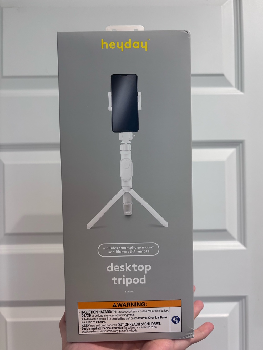 Heyday White Desktop Tripod with Smartphone Holder and Bluetooth Remote NWT